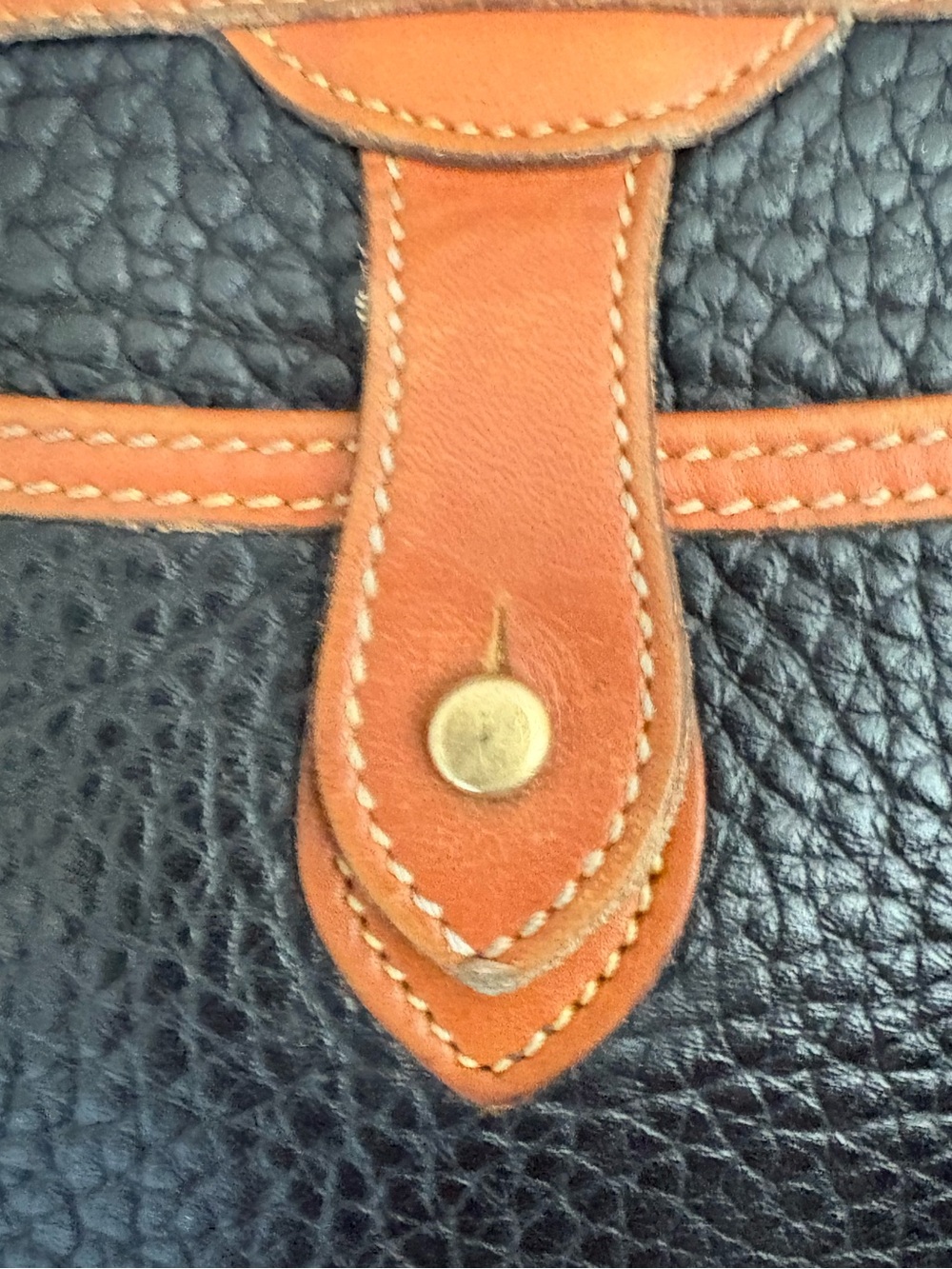 Rare Vintage Dooney & Bourke AWL Cavalry Trooper Bag with British Tan Trim - Picture 5 of 11